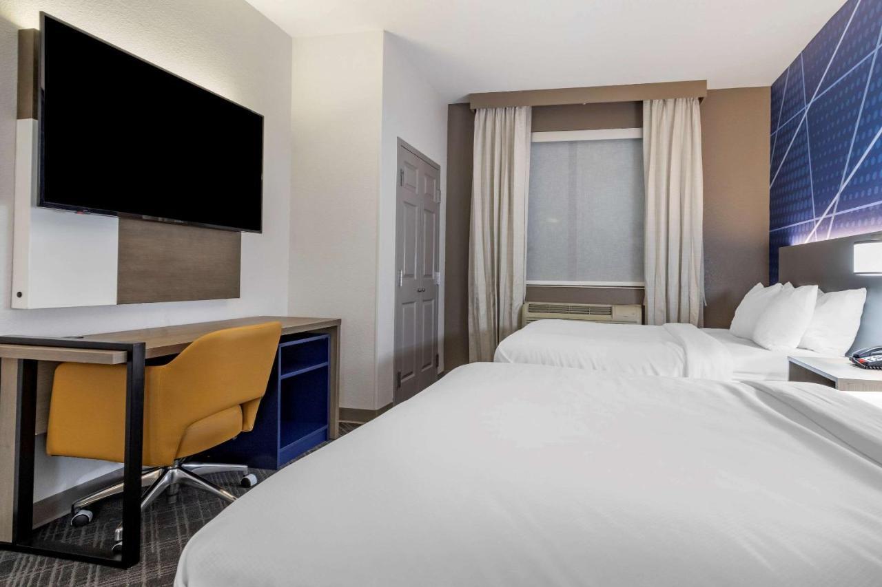 Comfort Suites Натчиточес Экстерьер фото